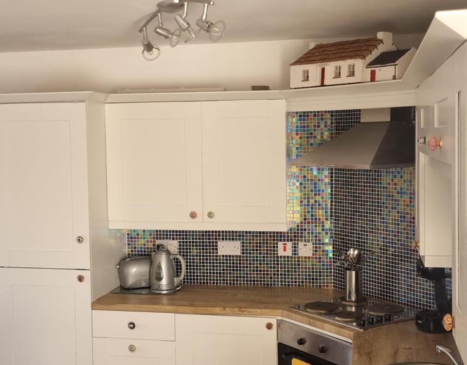 Be'S Cottage Malin Head Extérieur photo